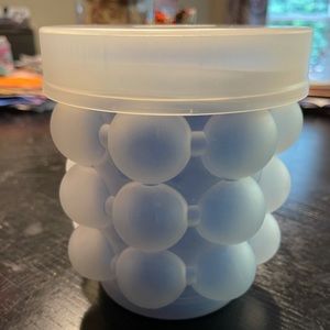 Ice Genie, Makes 24 Ice Cubes